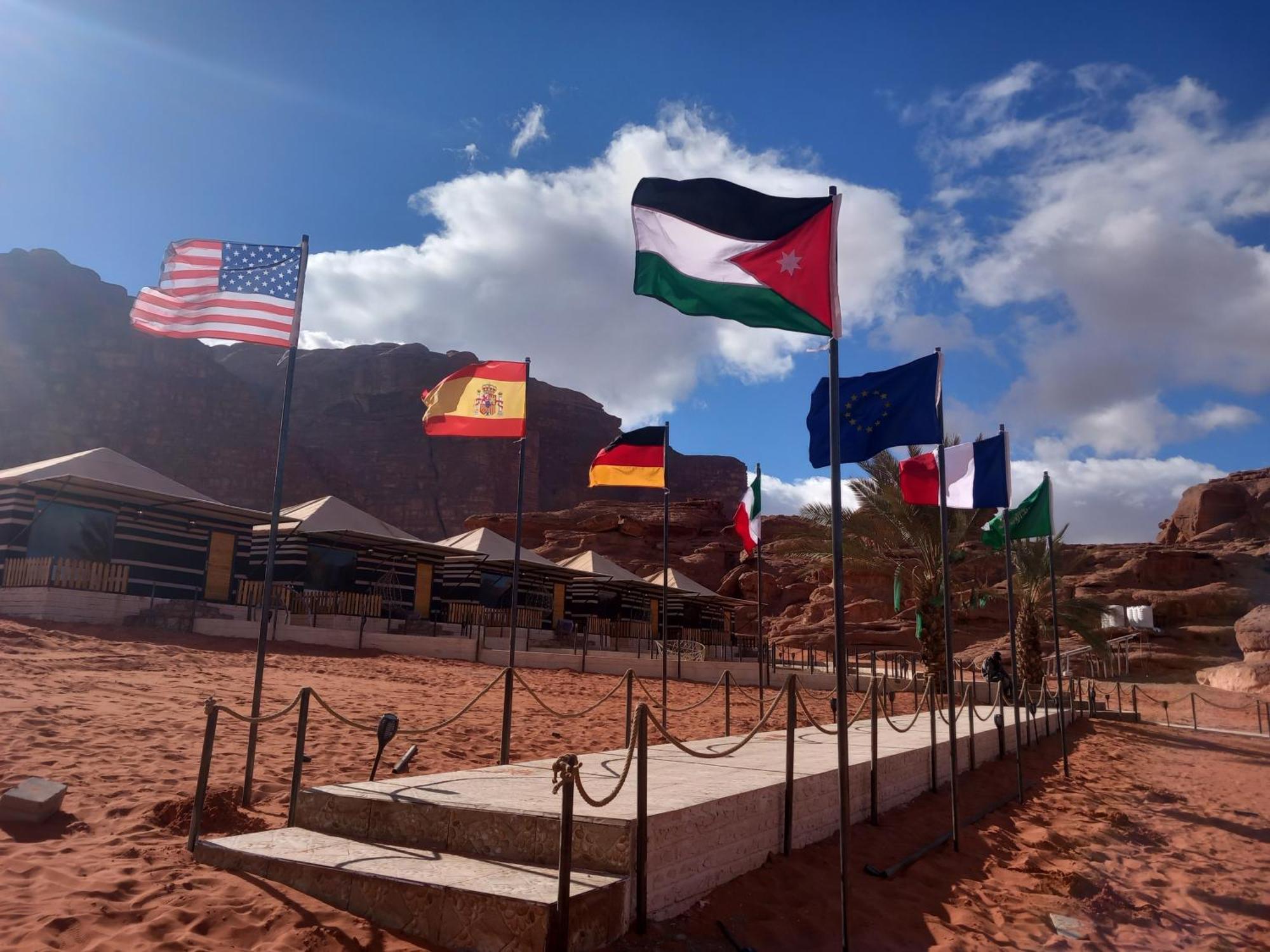 Khazali Mountain Camp Hotell Wadi Rum Eksteriør bilde